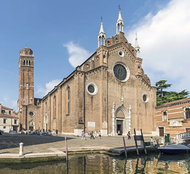 Facade_of_Santa_Maria_Gloriosa_dei_Frari_(Venice).jpg