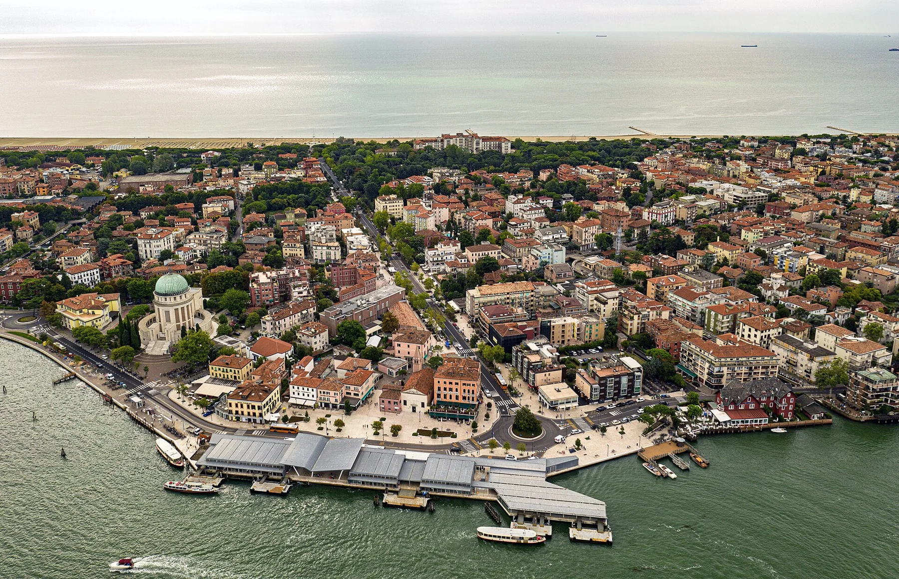 Vista sobre a ilha do Lido, em Veneza, agosto de 2020