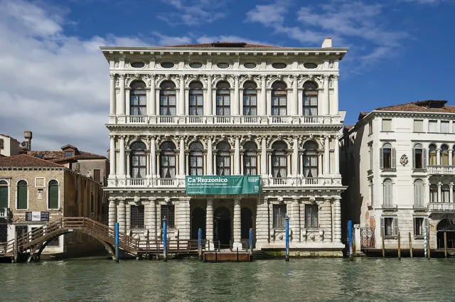 Ca'_Rezzonico_(Venice).jpg